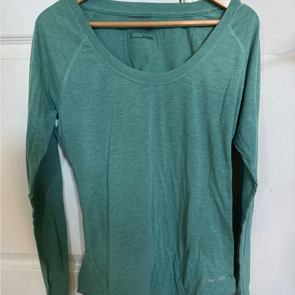 Patagonia Teal Long Sleeve Women's Top